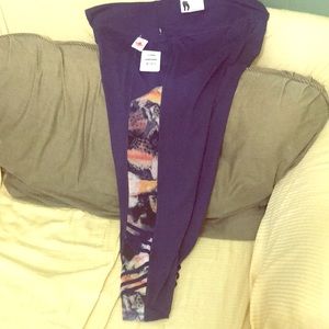 Marika Capri Leggings